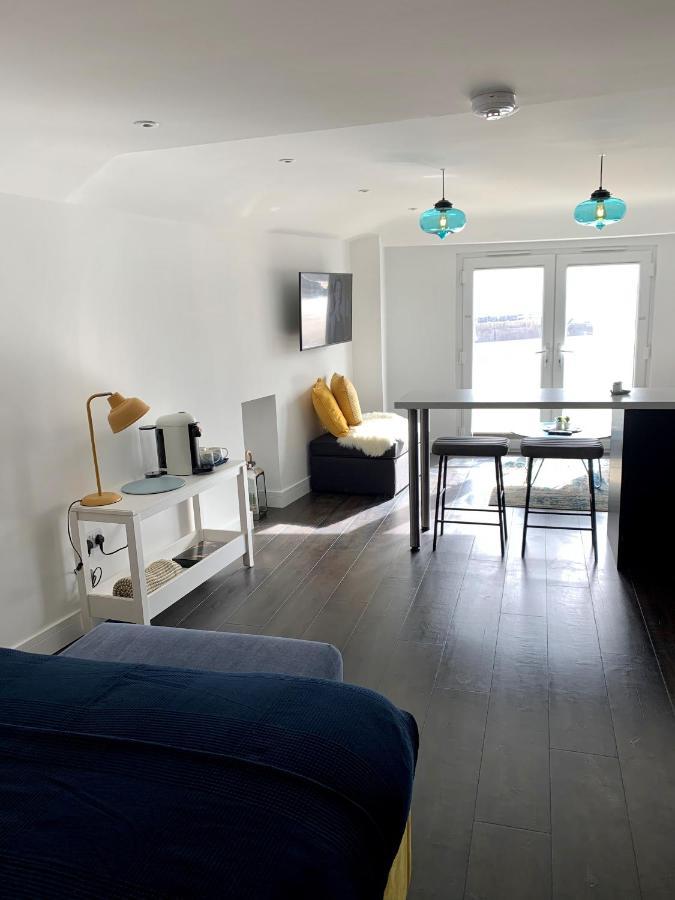 Modern Studio Apartment With Stunning Views! St Ives Zewnętrze zdjęcie