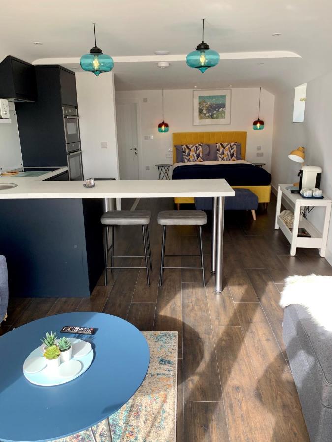 Modern Studio Apartment With Stunning Views! St Ives Zewnętrze zdjęcie