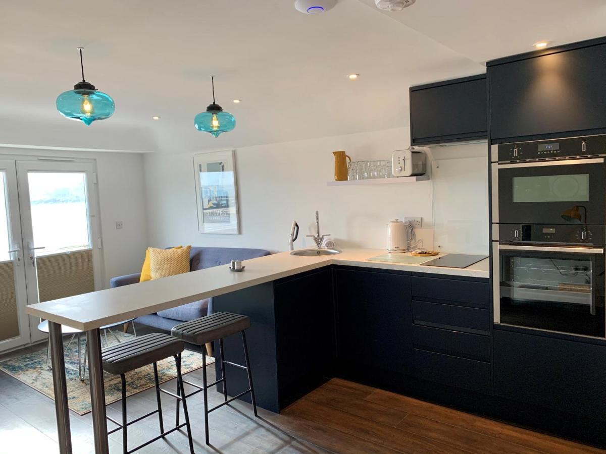 Modern Studio Apartment With Stunning Views! St Ives Zewnętrze zdjęcie